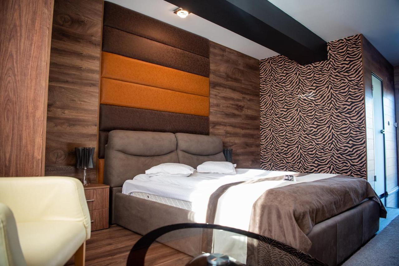 Hotel Acktion Deluxe Shumen Exterior foto