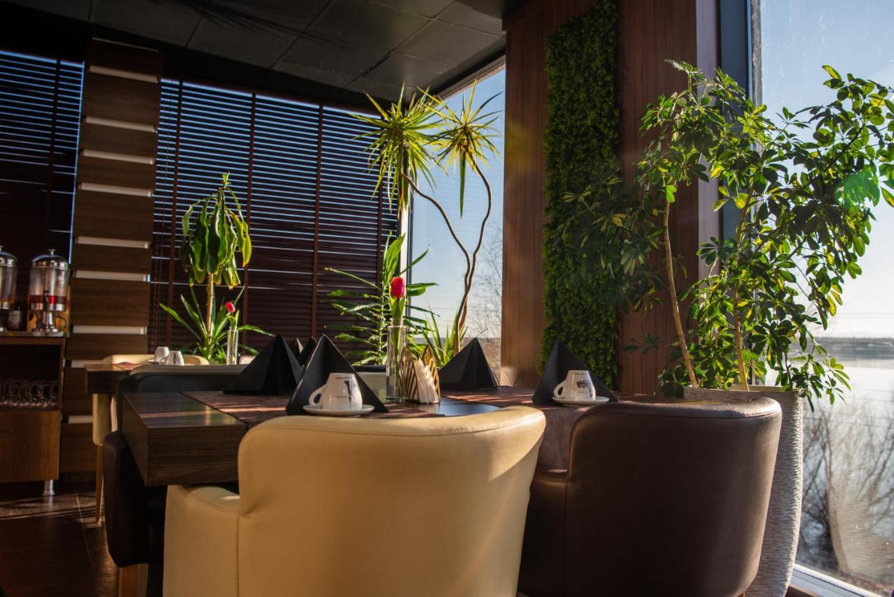 Hotel Acktion Deluxe Shumen Exterior foto